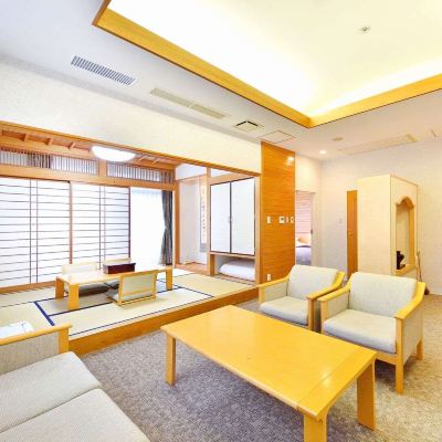 和洋式ルーム(浴室) ホテル高千穂 クーポン