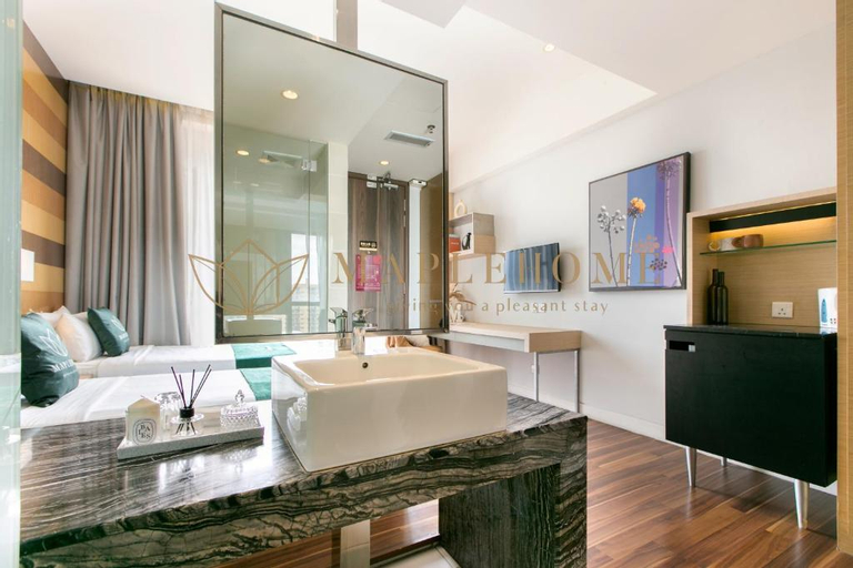 尊貴特大號床套房