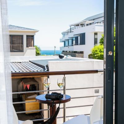 Standard Studio Harbour House Hotel Promo Code