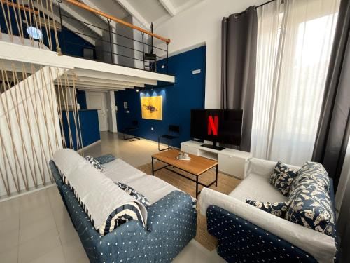 The Loft Project Center City F One-Bedroom Apartment