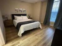 Texas Tech Modern Condo Prime Location - Walk to Ttu Campus, Broadway & Downtown