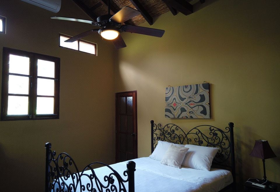 舒适联排别墅， 1 张大床房