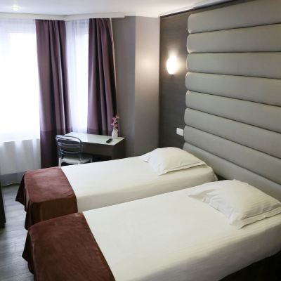 Economy Twin Room Hotel Phenix Promo Code