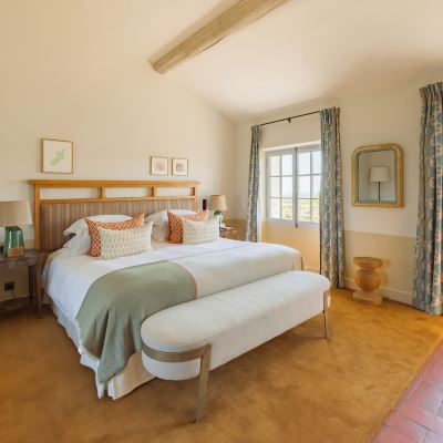 Prestige Ventoux Room Hotel Crillon le Brave Promo Code