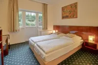 Hotel Worpsweder Tor- Worpsweder Tor GmbH & Co. KG
