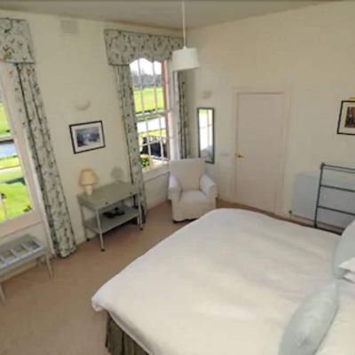 the Birdies Suite Warwick Hall Promo Code