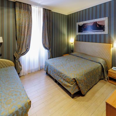 Triple Room Hotel Lirico Promo Code
