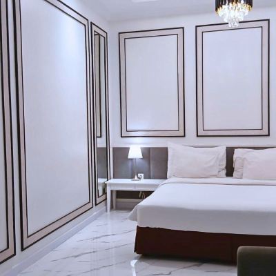 Deluxe King Suite-Non-Smoking The Grantage Hotel & Sky Lounge Promo Code