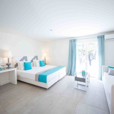 Family Room Marpunta Resort Promo Code