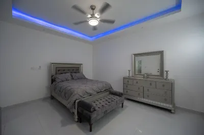 ทัสคานี ซัน วิลล่า แอท เลกาซี ทาวน์เฮาส์ โรงแรมใน