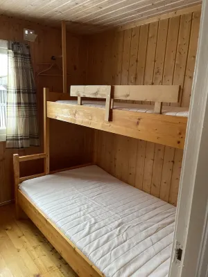 6 pers. cottage with a fantastic view in the middle of a natural environment. Hotel di 