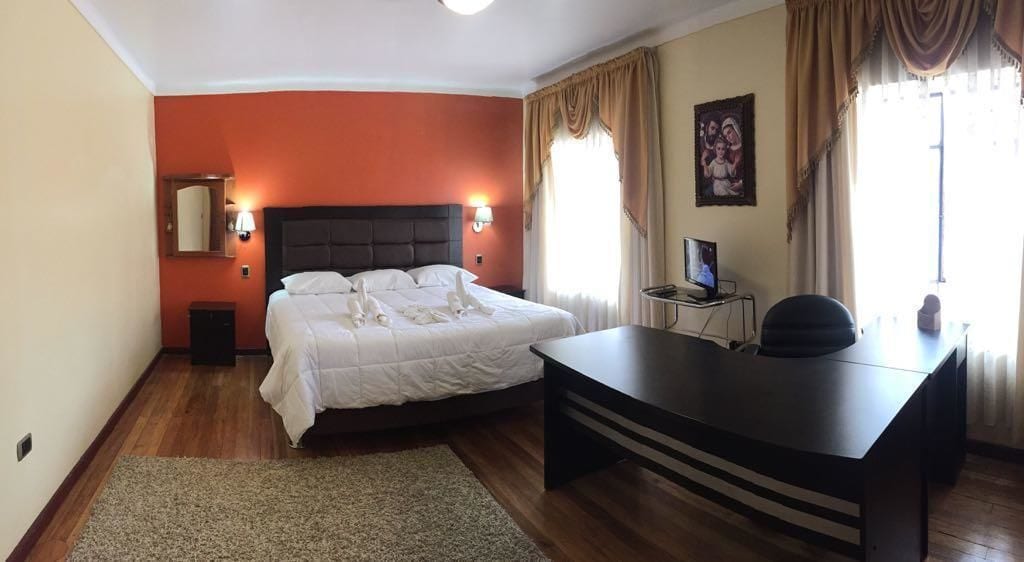 专属小屋（4卧室，带露台）