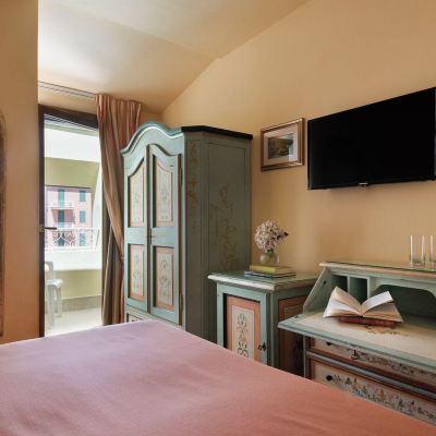 Economy Double or Twin Room, 1 Bedroom, Private Bathroom Hotel Parma e Oriente Promo Code
