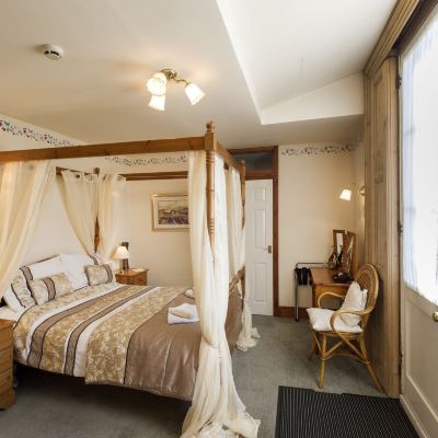 Double Room, Balcony (Four Poster Bed) Baldwin House Promo Code