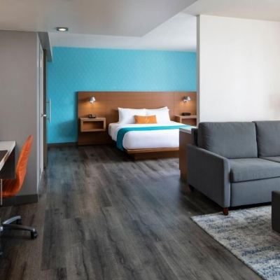 Mobility Accessible Ocean View King Suite. Shore Hotel Promo Code