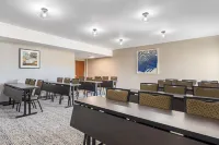 Best Western Plus Fresno Airport Hotel