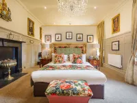 The Kings Arms and Royal Hotel, Godalming, Surrey Hotels in Godalming