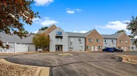 Best Western Dodgeville Inn  Suites Hotels in 