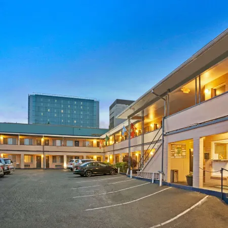 Travelodge by Wyndham Everett City Center Отели в г. Эверетт