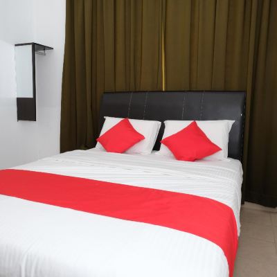 Bilik Double Standard Kupon OYO 905 Hotel De'Light Villa