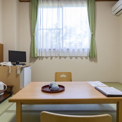 【本館】和室8畳（バス無し/トイレ付） 天然温泉はるのの湯 クーポン