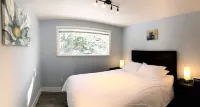 Modern & Remodeled 3bd/2ba duplex unit in Bothell - walk to UW Bothell, Downtown