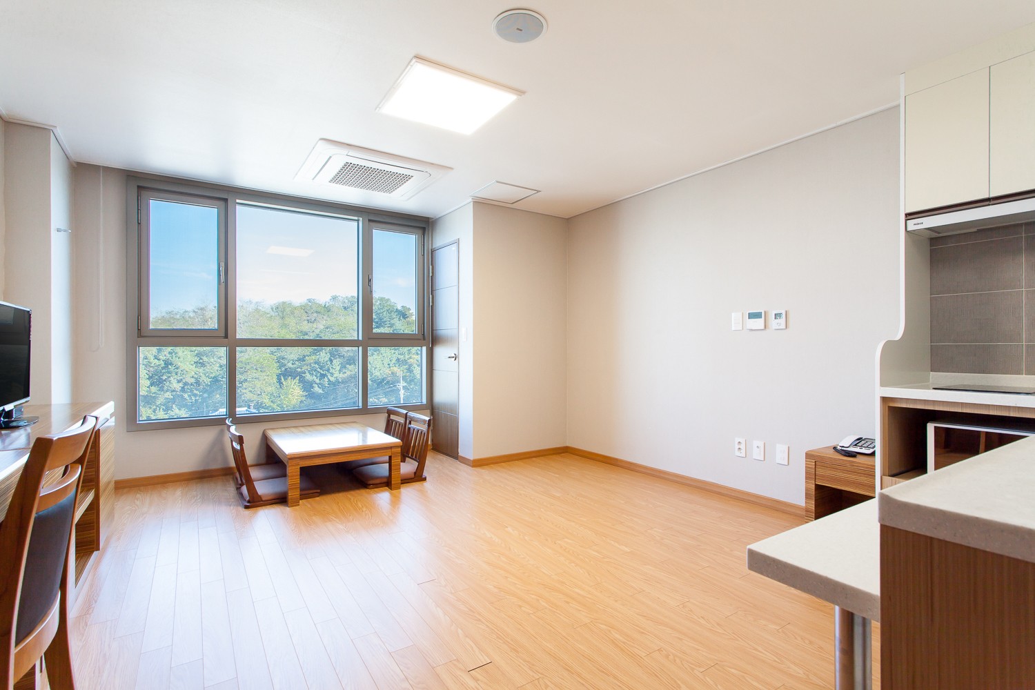 半海景高级韩式房（公寓）