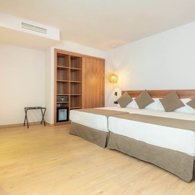 Family Quadruple Room Dwo Nopal Promo Code