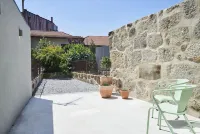 Pause Apartments
