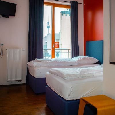 Twin Ensuite St Christopher's Berlin Mitte Promo Code
