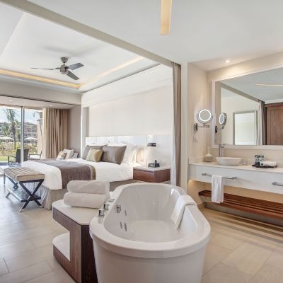 Luxury Junior Suite Swim Out Royalton Negril, An Autograph Collection All-Inclusive Resort Promo Code