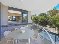 Breeze Mooloolaba Hotels in Mooloolaba