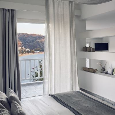 Deluxe Suite with Sea View Ios Palace Promo Code