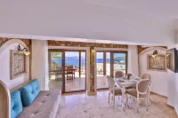 Luna KAŞ
