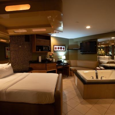 Standard Queen Suite-Non-Smoking The Champagne Lodge & Luxury Suites Promo Code