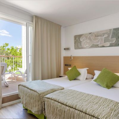 Standard One-Bedroom Apartment With Balcony Houm Plaza Son Rigo Promo Code