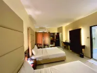 Nirvana Inn Hotel a 