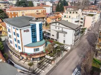 Welcome Hotel Hotels in Ligni