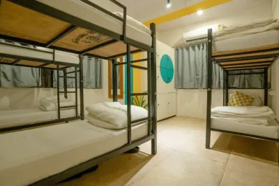 Locomo Express - Stay Work Eat Hotels in 