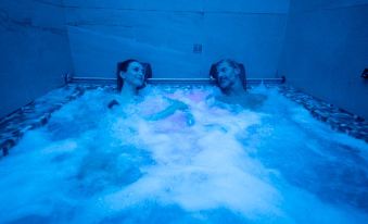Balneario de Fitero - Hotel Bécquer - Housity