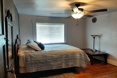 Tombstone's Vigilante Inn "EARP1Cozy, Quiet,  2 Blocks from All Festivities