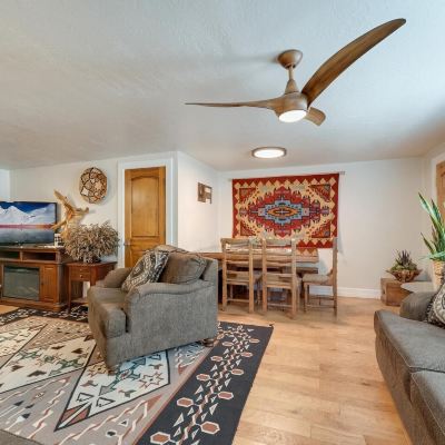 Family Suite, 3 Bedrooms, Kitchen Stone Lizard Lodging Promo Code