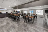 Days Inn by Wyndham Pierre