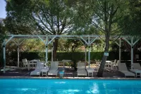 Otel Beyaz İnci