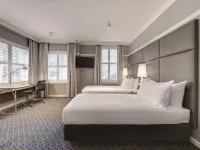 Hotel Kurrajong Canberra Hotels in Barton
