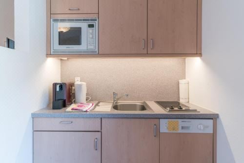 一卧室公寓（带阳台）