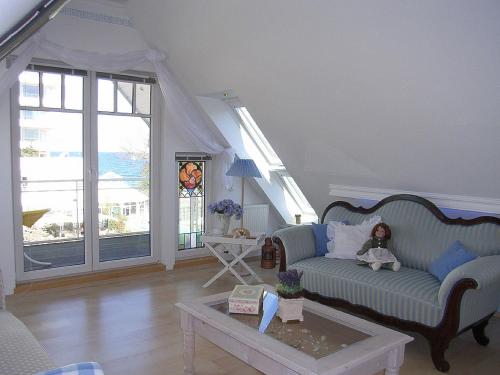 带阳台和部分海景的公寓38/37