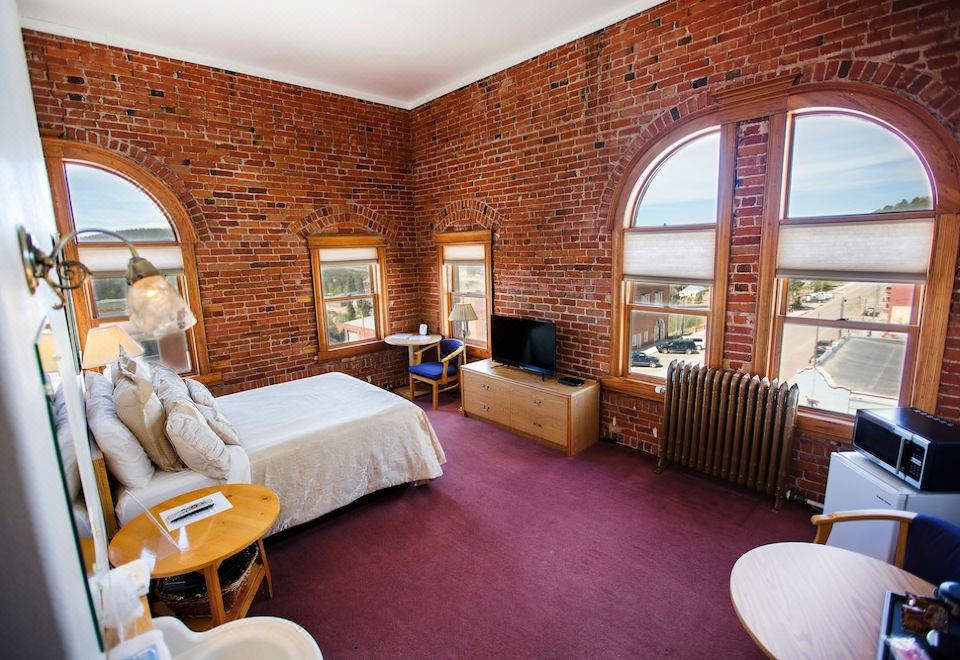 The Victor Hotel - Housity