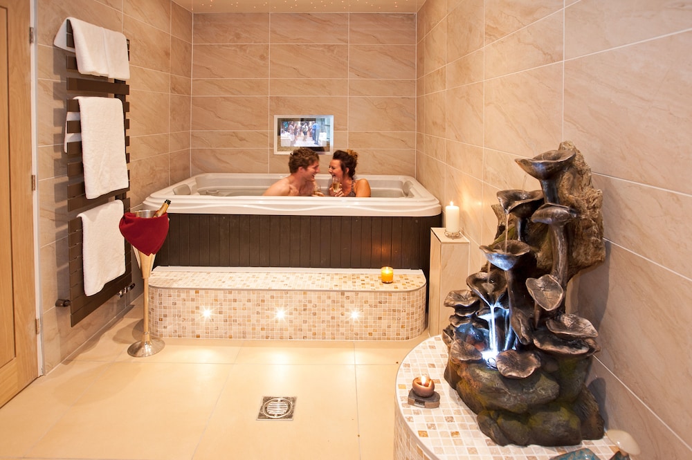 Windermere Boutique Hotel Spa Suites Hot Tubs Windermere 2024