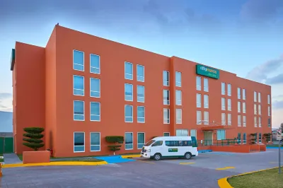 City Express Junior Toluca Aeropuerto Hoteles en 